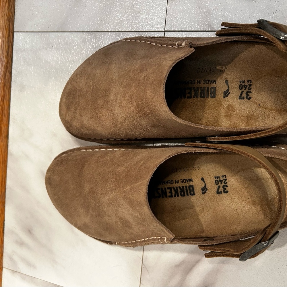Birkenstock Tan Suede Clogs / Women’s - Picture 3 of 8
